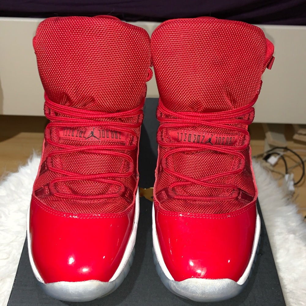 Air Jordan win like 96